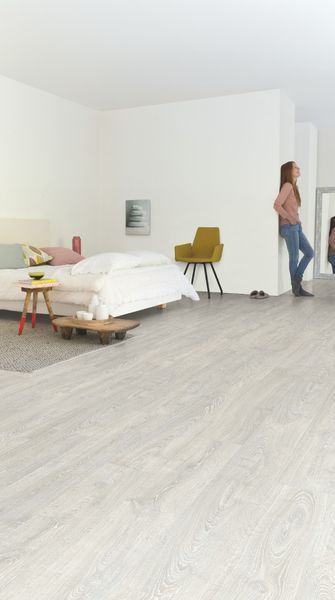 Ламінат Quick Step Impressive Ultra Patina Classic oak grey IMU3560 WW344 фото